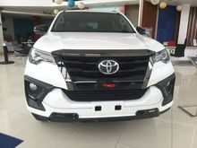 2020 Toyota Fortuner 2,4 TRD SUV