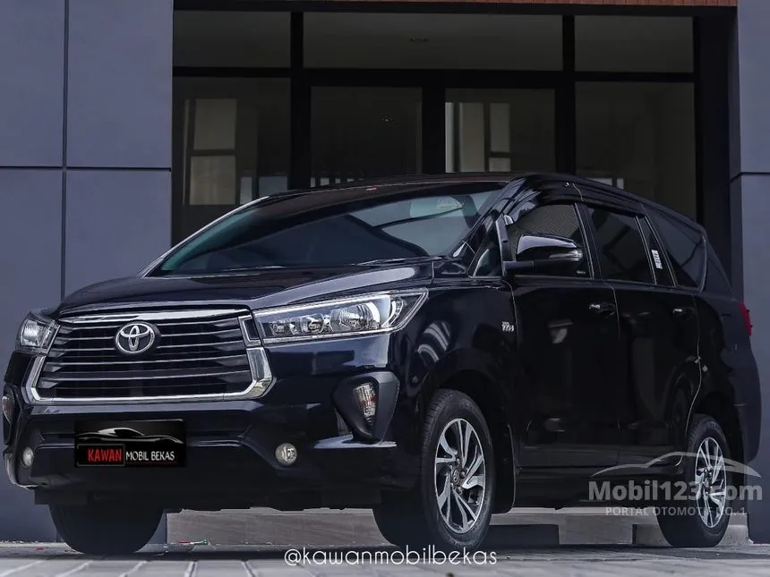 Jual Mobil Toyota Kijang Innova 2022 G 2.0 di Banten Automatic MPV Hitam Rp 307.000.000