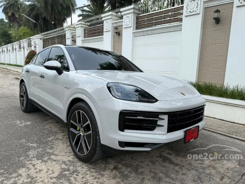 2024 Porsche CAYENNE E-Hybrid SUV