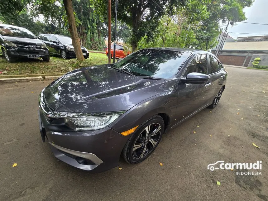2016 Honda Civic ES Sedan