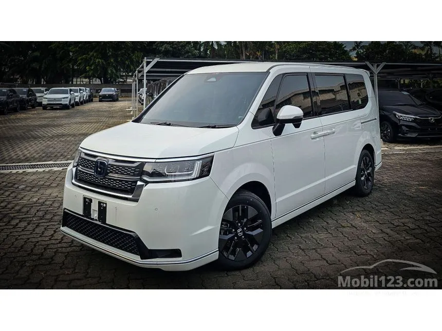 2025 Honda Stepwgn SPADA e:HEV MPV