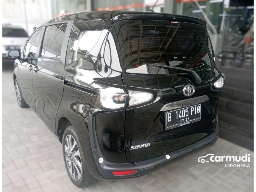 2017 Toyota Sienta V MPV