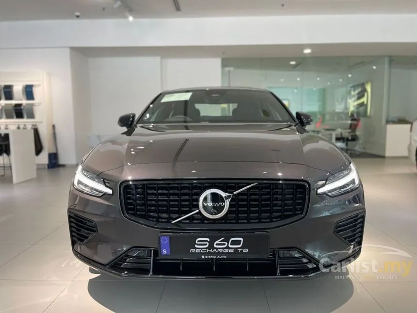 2024 Volvo S60 Recharge T8 PHEV Sedan