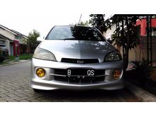 2002 Daihatsu YRV 1.3 Deluxe Hatchback