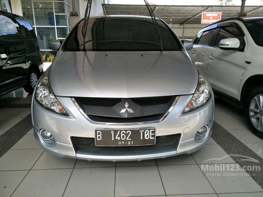 Jual Mobil Mitsubishi Grandis 2010 GT 2.4 di DKI Jakarta Jual Mobil Mitsubishi Grandis 2010 GT 2.4 di DKI Jakarta