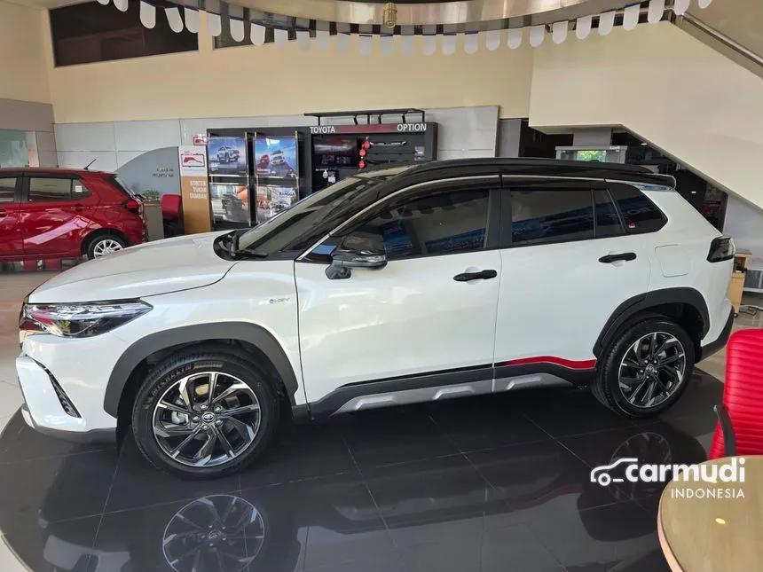 2025 Toyota Corolla Cross Hybrid GR Sport (Premium Color) (Dual Tone) SUV