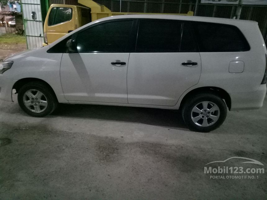 Jual Mobil  Toyota Kijang Innova  2007 G 2 0 di Sulawesi  