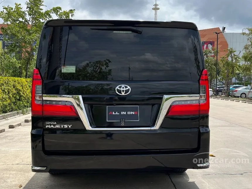 2020 Toyota Majesty Grande Van
