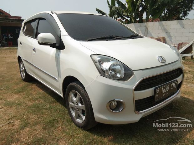 Daihatsu Ayla Mobil bekas dijual di Tangerang Banten 