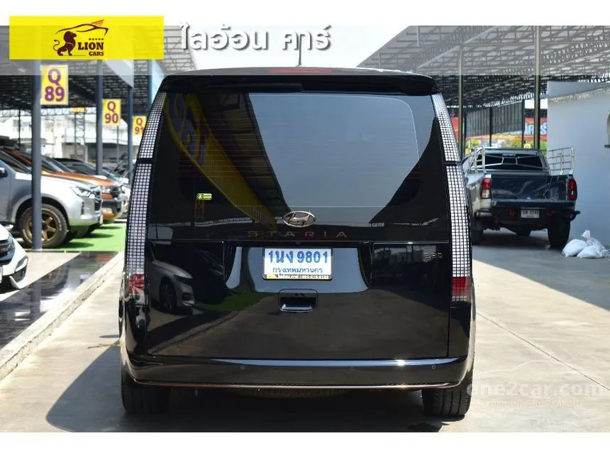 2023 Hyundai Staria Premium Van