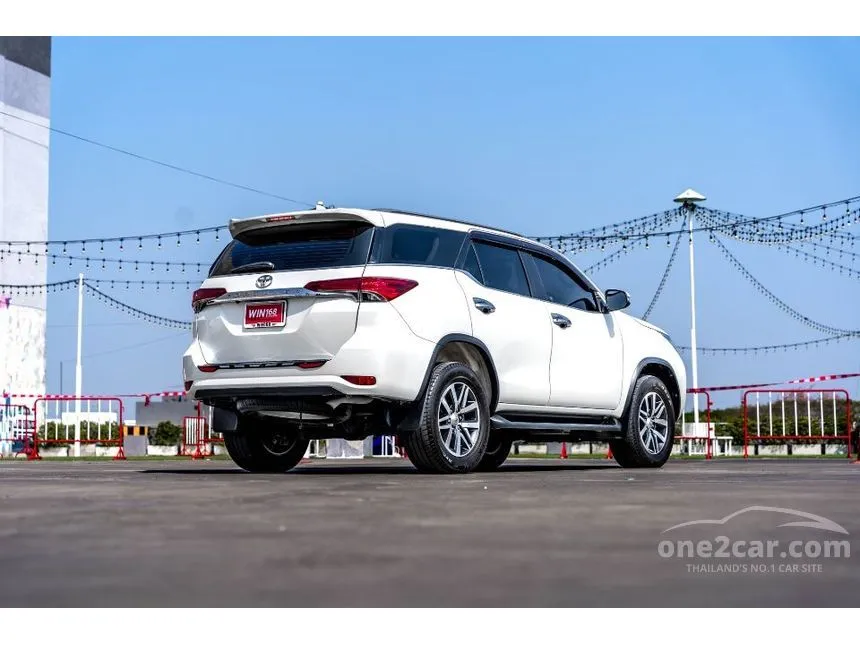 2015 Toyota Fortuner V SUV