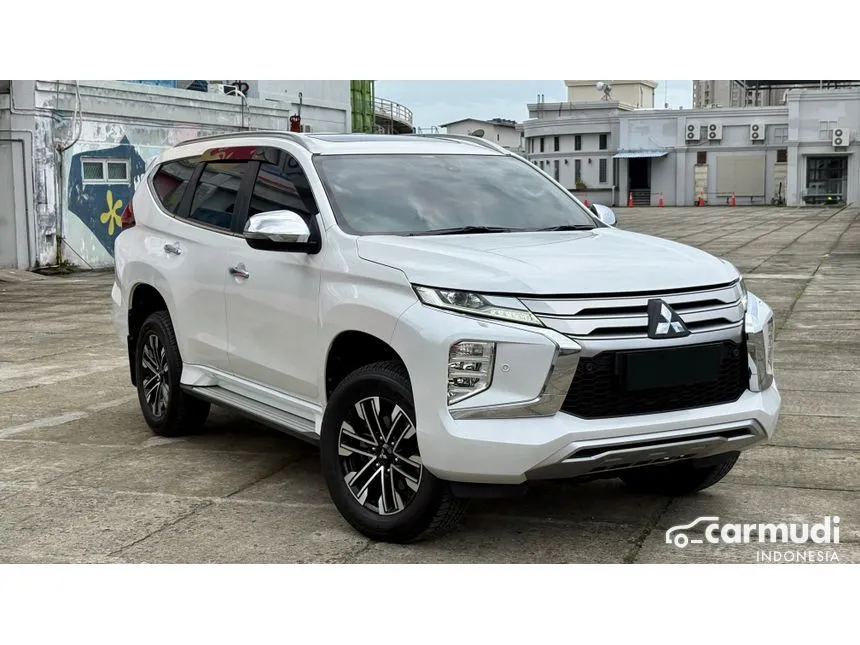 2023 Mitsubishi Pajero Sport Dakar 4x2 SUV