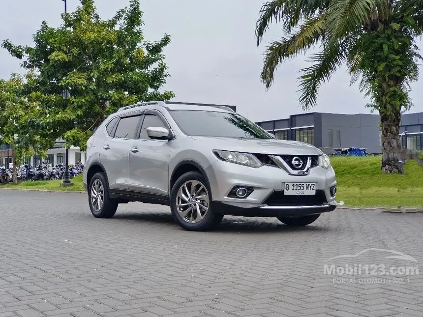 Jual Mobil Nissan X