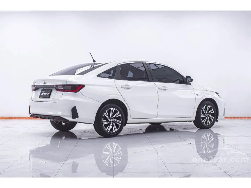 2023 Toyota Yaris Ativ Sport Sedan