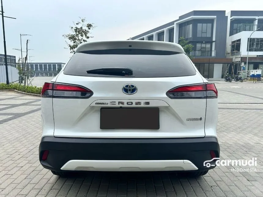 2023 Toyota Corolla Cross Hybrid SUV