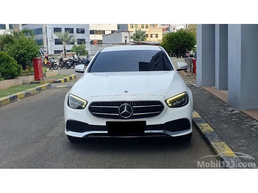 2022 Mercedes-Benz E200 Avantgarde Sedan