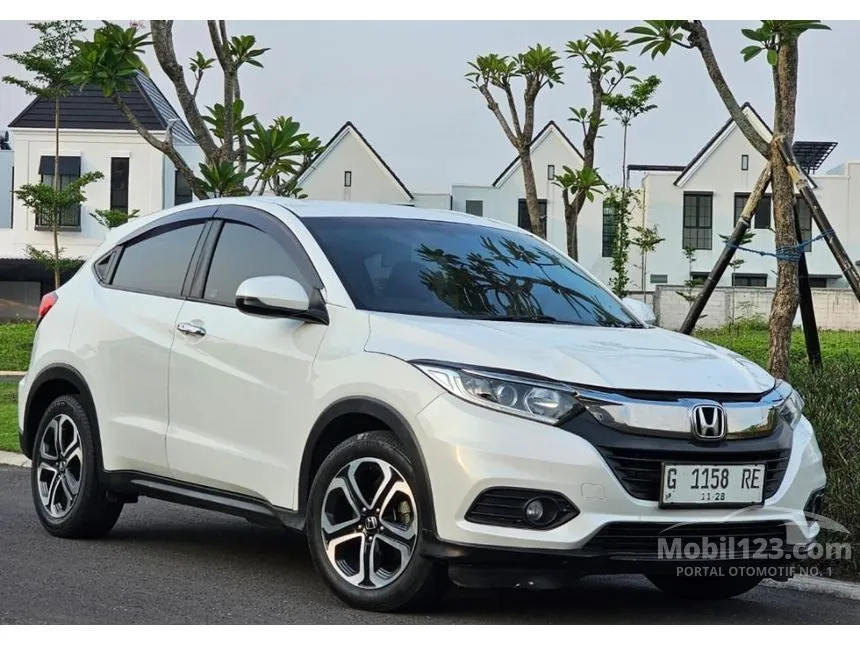 Jual Mobil Honda HR