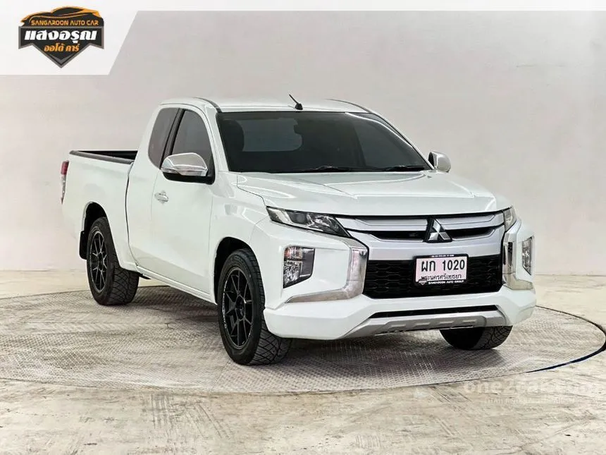 2020 Mitsubishi TRITON GLX Mega Cab Pickup