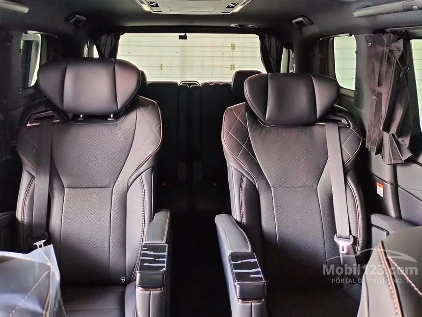 2025 Toyota Alphard HEV (Premium Color) MPV
