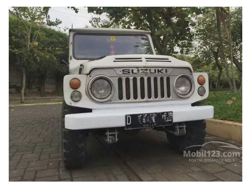 Jual Mobil Suzuki Jimny 1981 1.0 di Jawa Barat Manual Jeep Putih Rp 45.