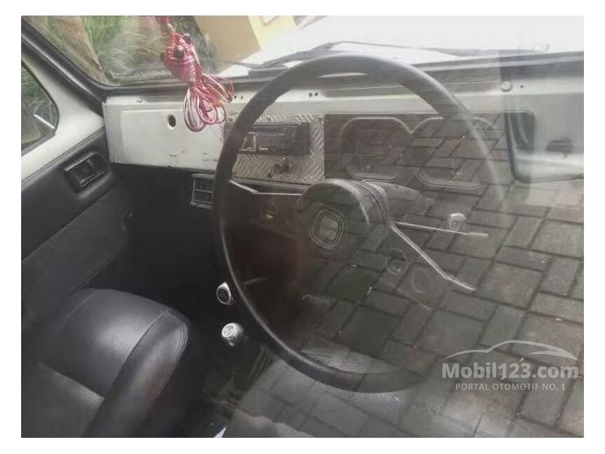 Jual Mobil Suzuki Jimny 1981 1.0 di Jawa Barat Manual Jeep Putih Rp 45.