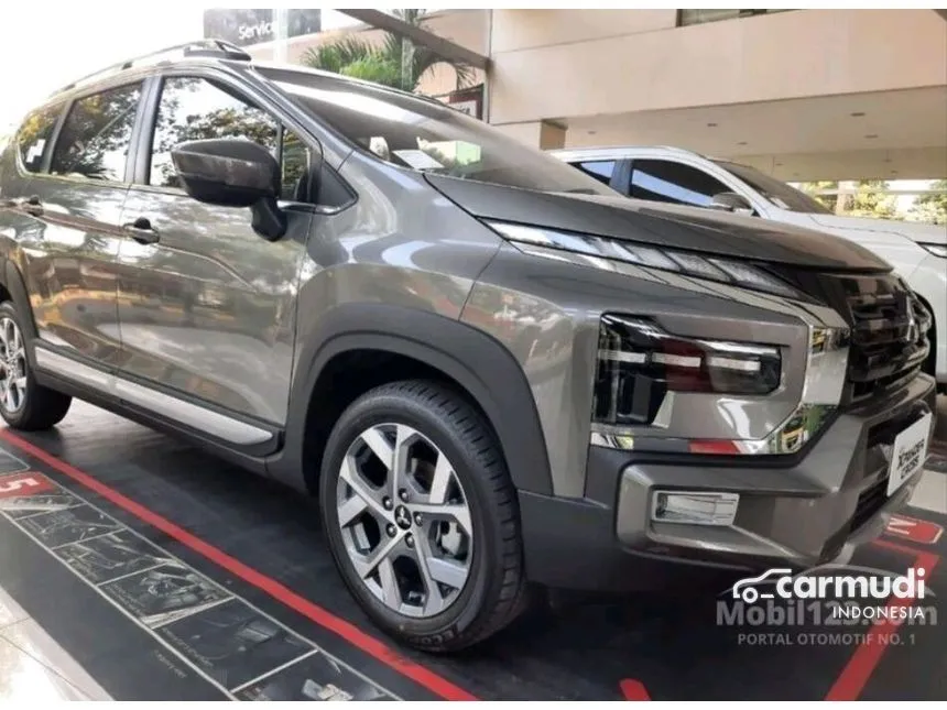 Jual Mobil Mitsubishi Xpander 2024 CROSS Premium Package 1.5 di DKI Jakarta Automatic Wagon Lainnya Rp 335.000.000