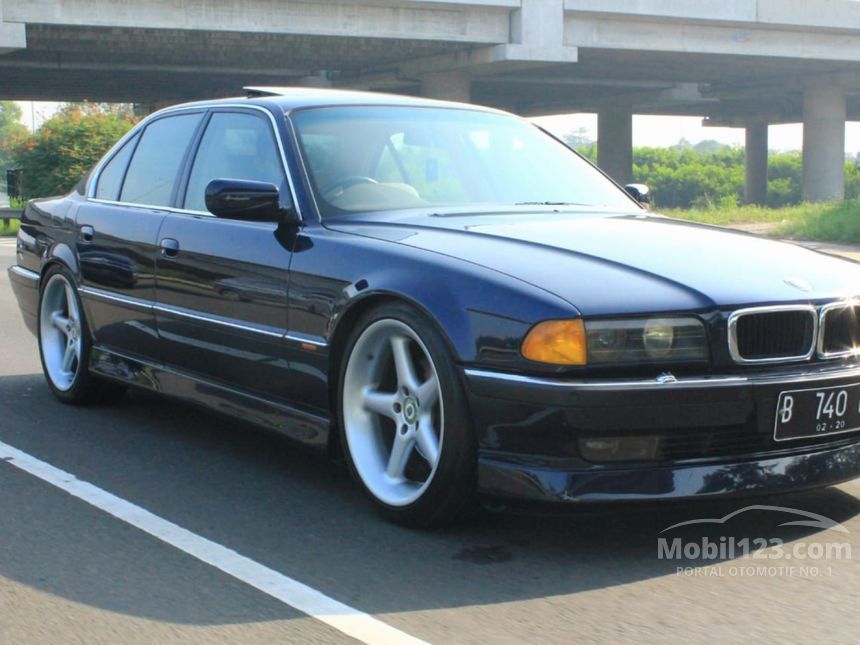 Jual Mobil BMW 740i 1994 E38 4.0 di DKI Jakarta Automatic Sedan Biru Rp ...