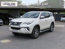 2017 Toyota Fortuner 2.4 (ปี 15-18) V SUV
