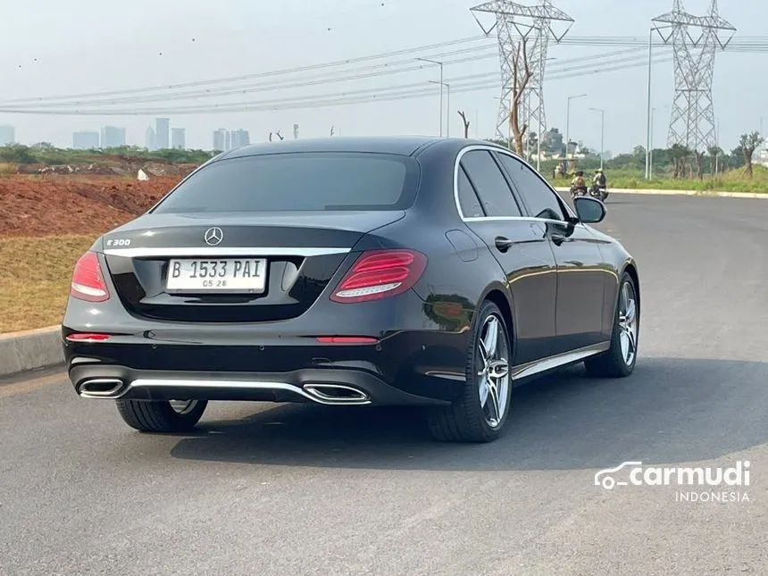 2018 Mercedes-Benz E300 AMG Line Sedan