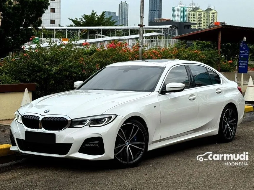 2021 BMW 330i M Sport Sedan