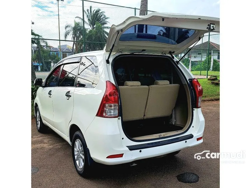 2013 Daihatsu Xenia R MPV