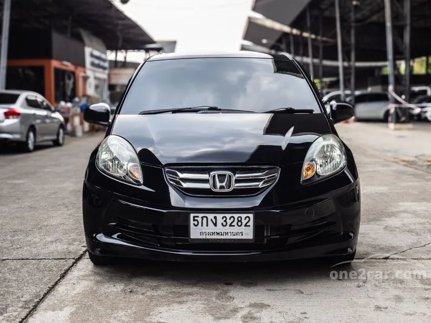 2013 Honda Brio Amaze V Sedan