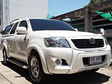 2012 Toyota Hilux Vigo 2.7 CHAMP Sport Van (ปี 11-15) Wagon MT
