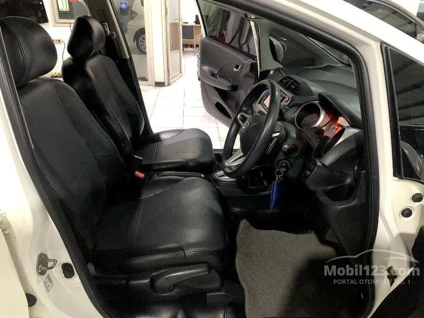 2013 Honda Jazz RS Hatchback