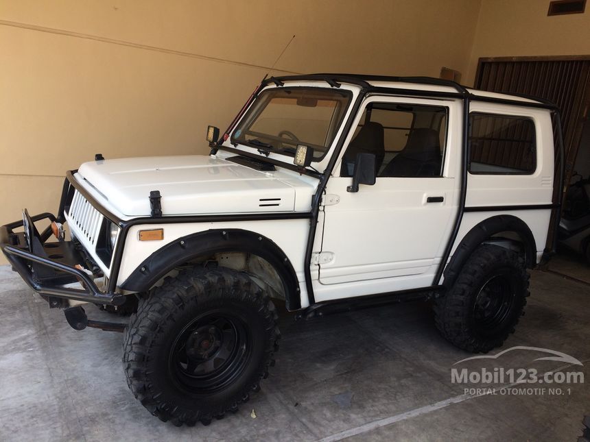 Jual Mobil  Suzuki  Jimny  1983 1 0 di Jawa  Barat  Manual Jeep 