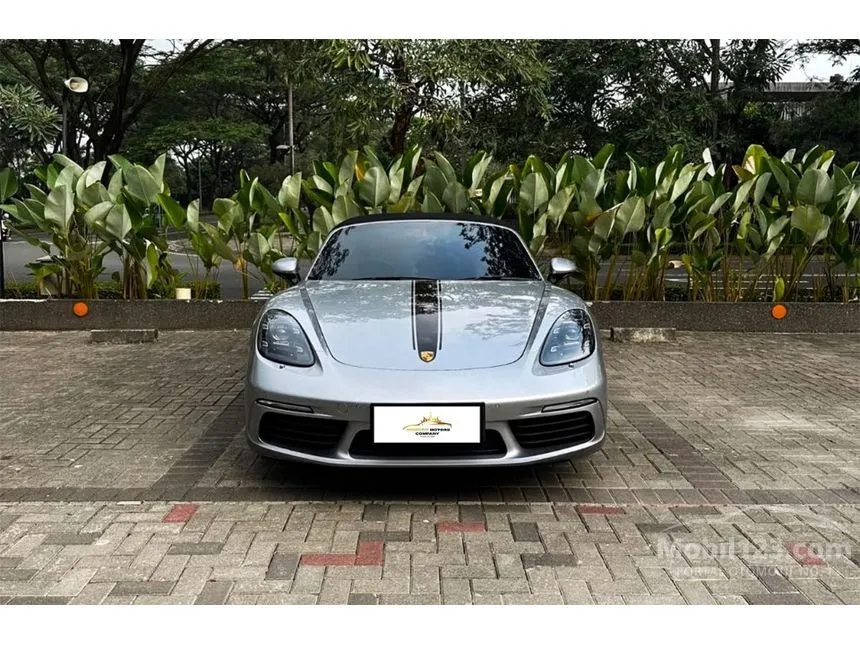 2025 Porsche 718 Boxster Convertible