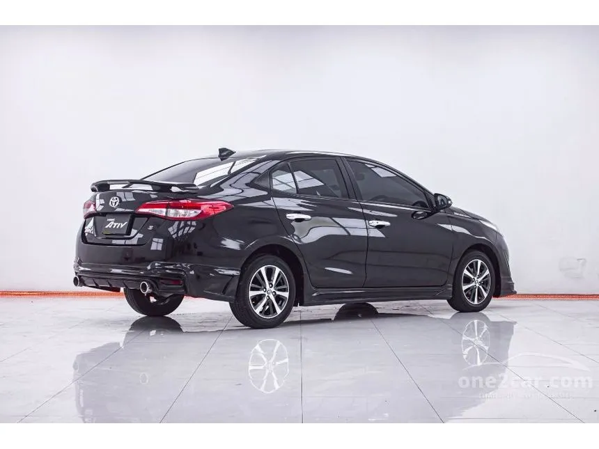 2019 Toyota Yaris Ativ S Sedan
