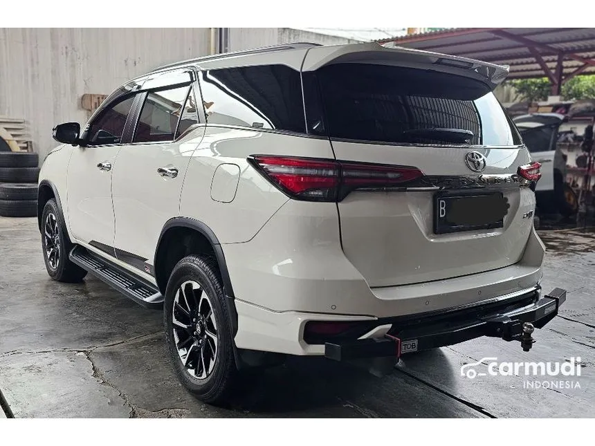 2022 Toyota Fortuner GR Sport 4X2 SUV