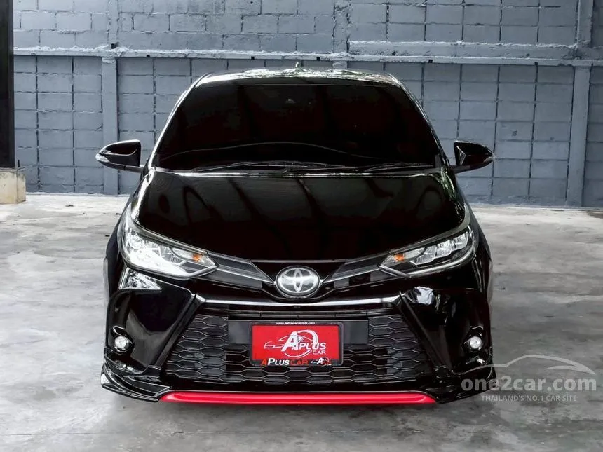 2021 Toyota YARIS Sport Premium Hatchback