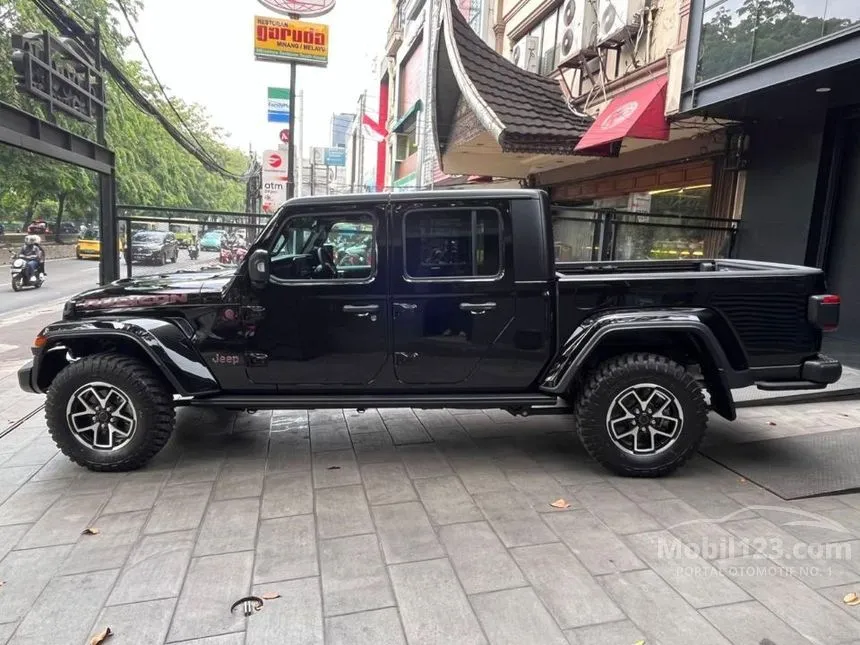 2025 Jeep Gladiator Rubicon Pickup