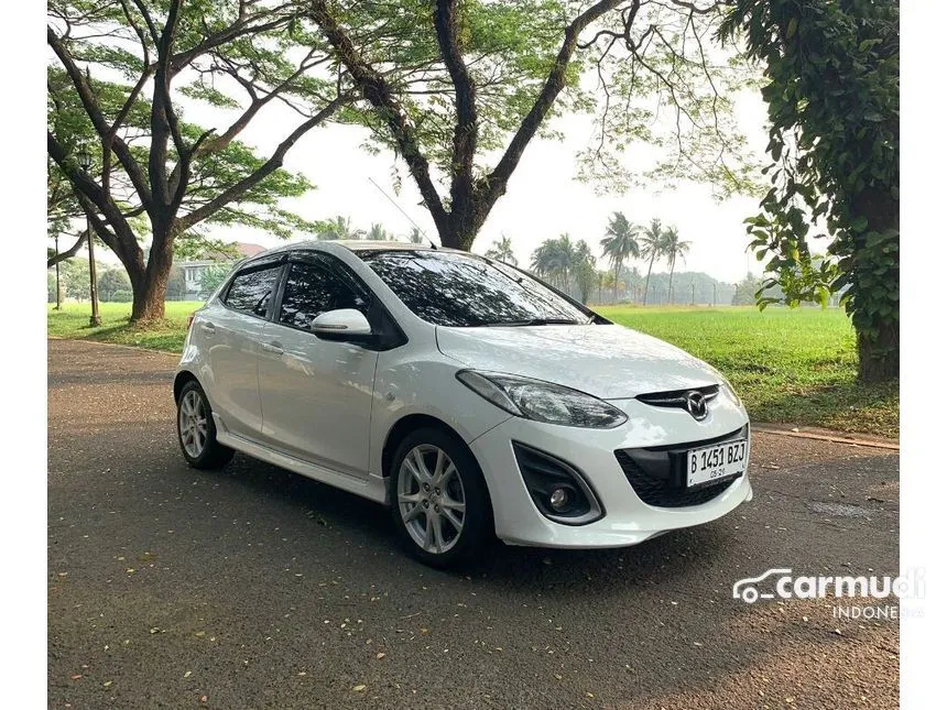 2012 Mazda 2 R Hatchback