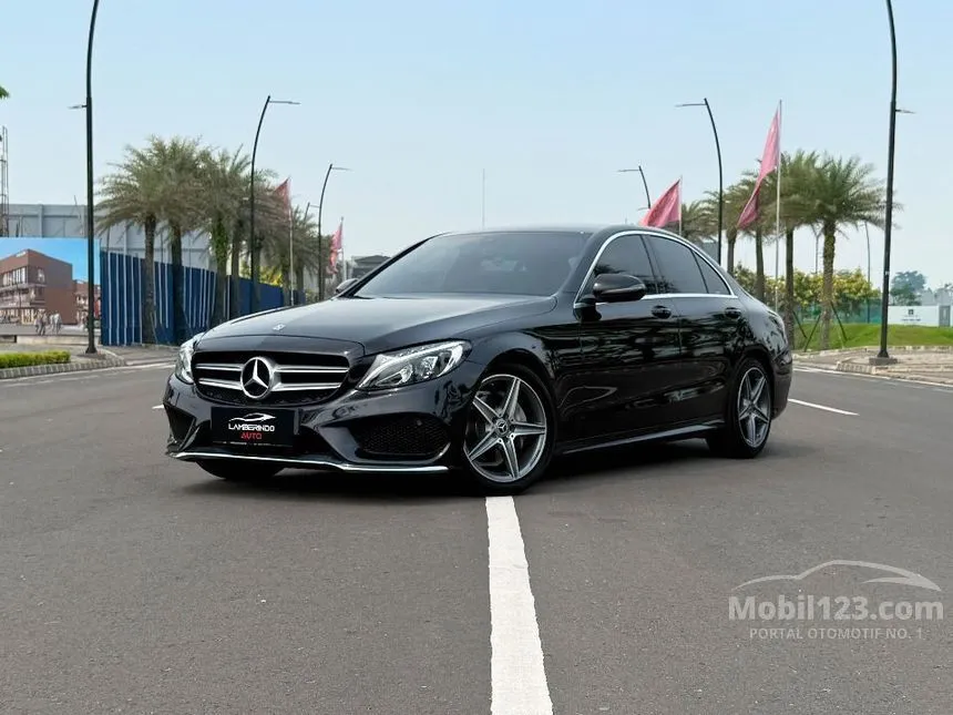 2017 Mercedes-Benz C200 AMG Line Sedan