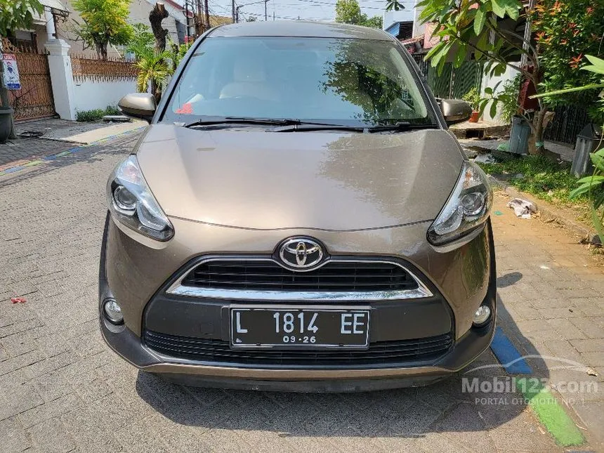 Jual Mobil Toyota Sienta 2016 V 1.5 di Jawa Timur Manual MPV Silver Rp 155.000.000