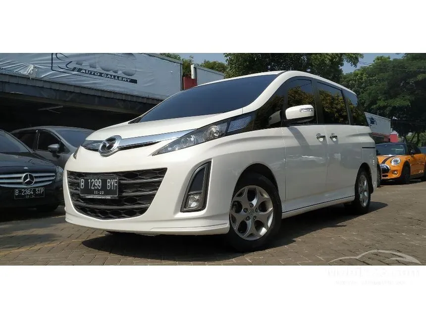 Jual Mobil Mazda Biante 2013 2.0 di DKI Jakarta Automatic MPV Putih Rp 150.000.000