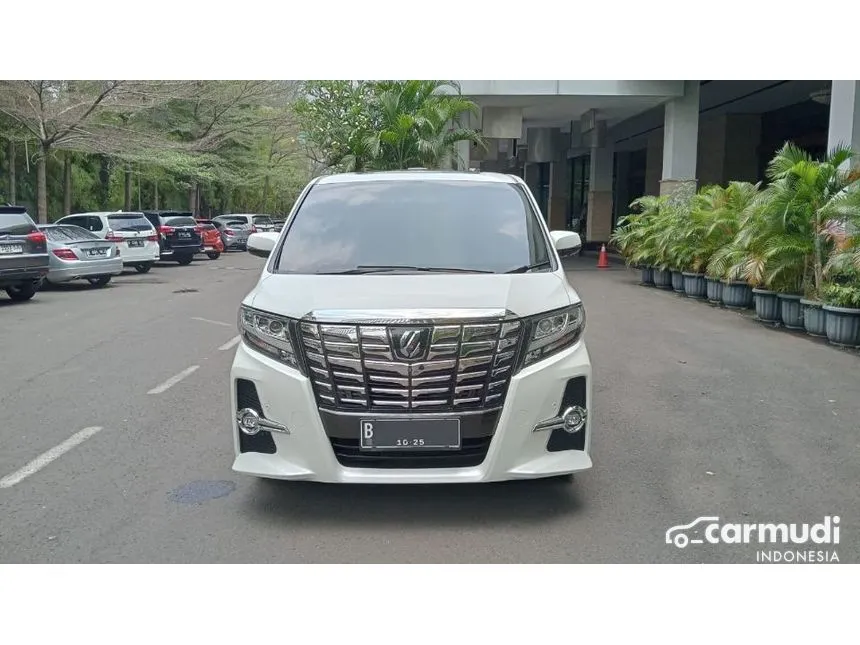 2015 Toyota Alphard SC MPV