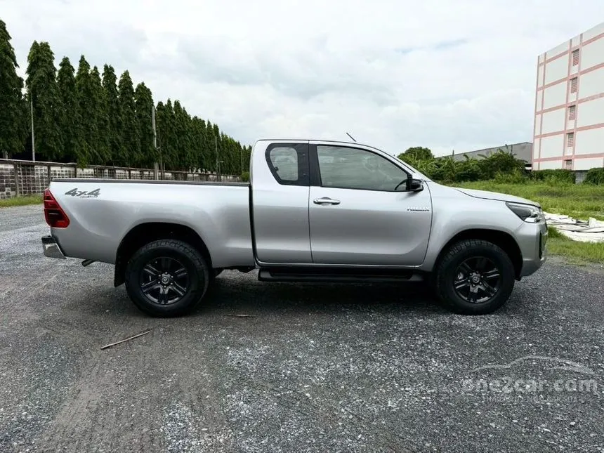 2020 Toyota HILUX REVO Mid Smart Cab Pickup