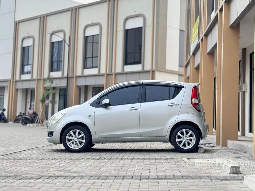 2011 Suzuki Splash GL Hatchback