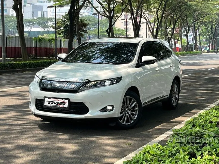 2014 Toyota Harrier SUV