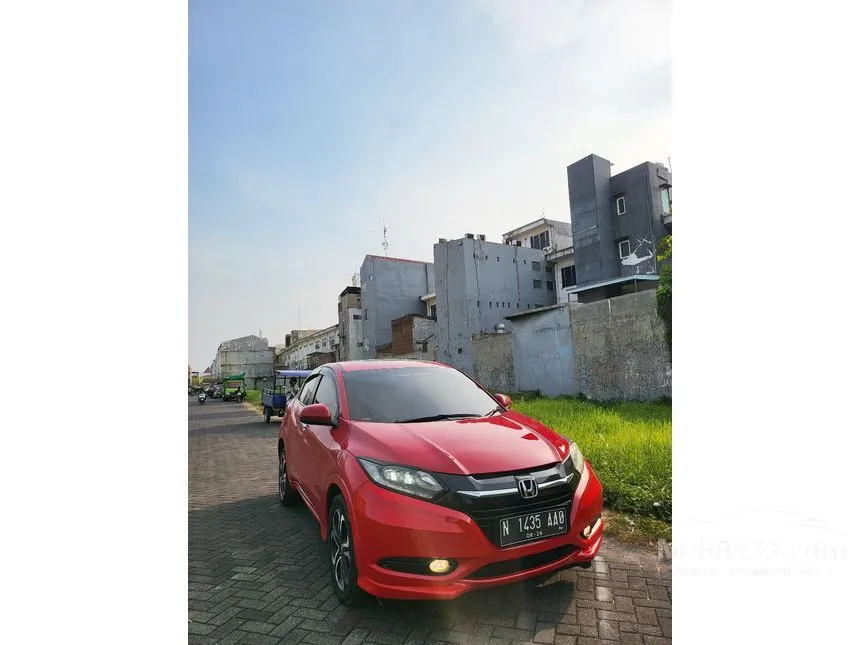 Jual Mobil Honda HR