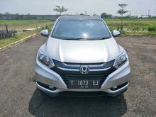Honda HRV 2015 E CVT Pajak Full 1 Tahun. Simpang Tiga Motor Cikampek - Karawang
